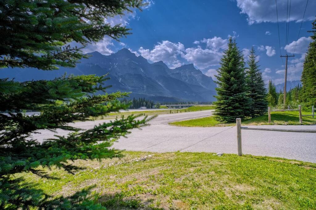 5 Mins To Banff - Cozy Townhome 2Br&2Bath - Banff Pass Included Canmore Exteriör bild