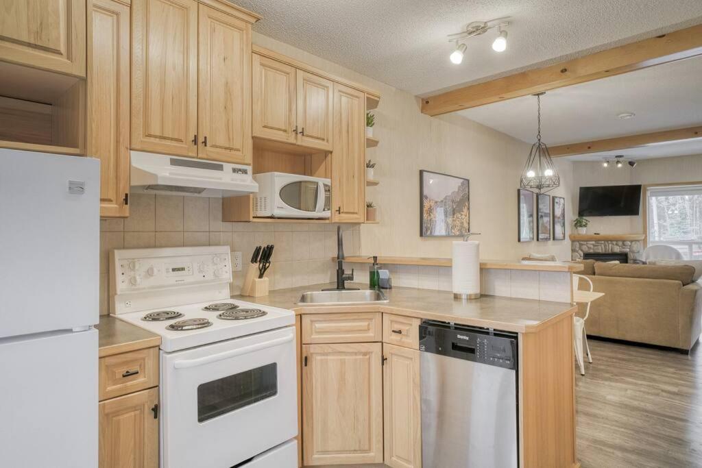 5 Mins To Banff - Cozy Townhome 2Br&2Bath - Banff Pass Included Canmore Exteriör bild