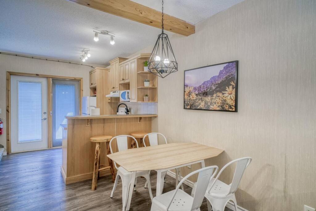 5 Mins To Banff - Cozy Townhome 2Br&2Bath - Banff Pass Included Canmore Exteriör bild
